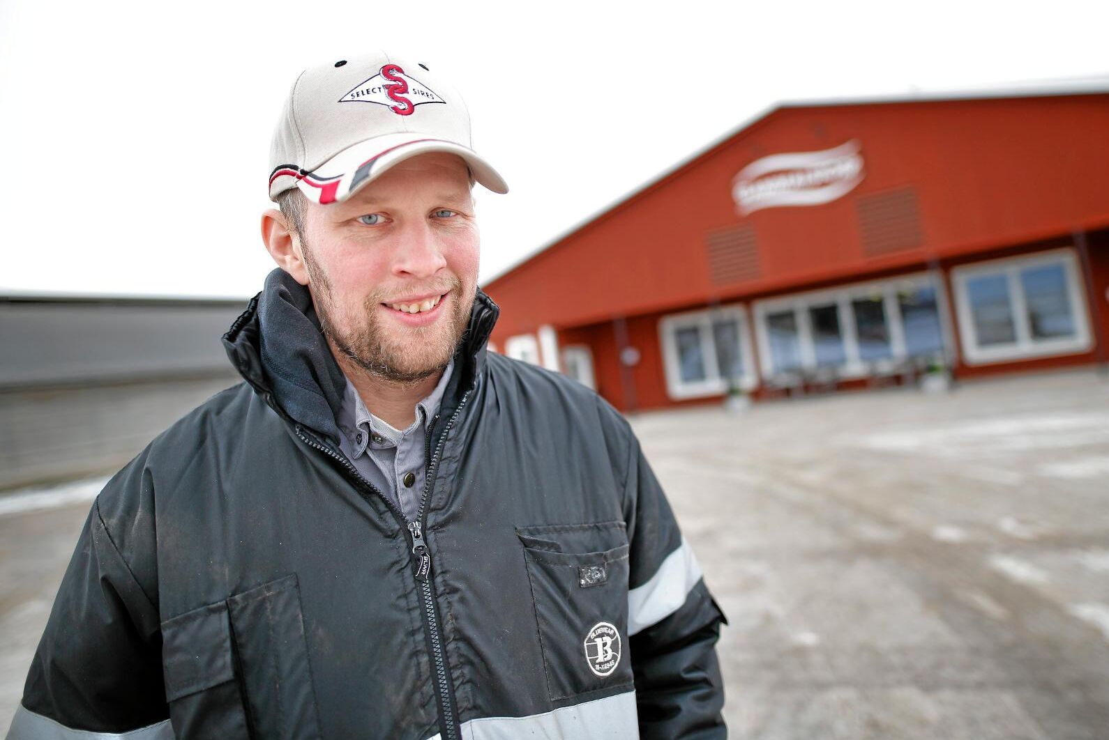 Satsning på mejeriet i Boxholm kommer att behöva både mer pengar och fler mjölkleverantörer på sikt, enligt Anders Birgersson, en av Glada bondens grundare.