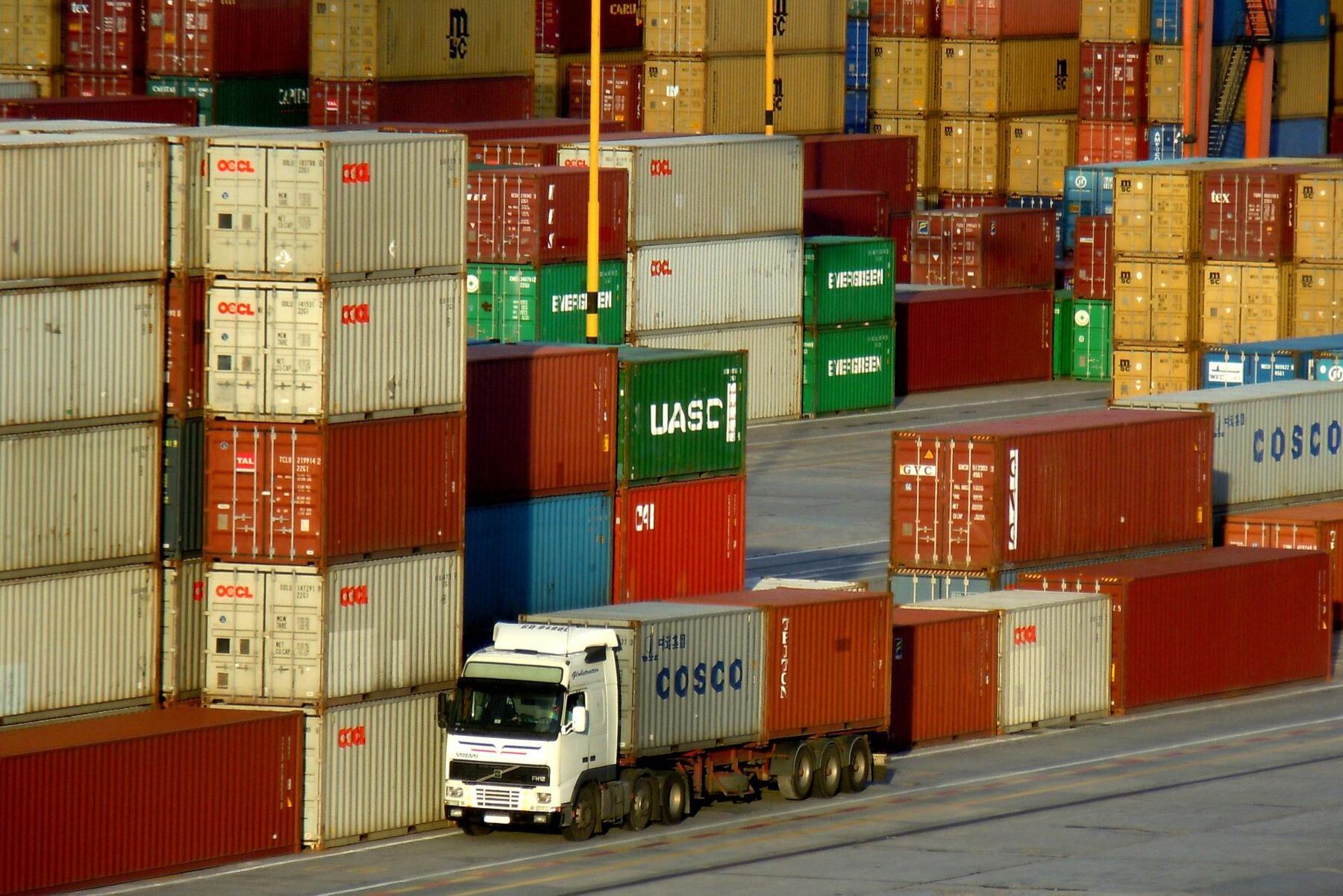 Både export och import av jordbruksprodukter väntas öka med de handelsavtal som EU nyligen har slutit och har under förhandling.