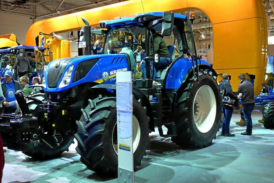New Holland T7.195 S är mellanmodellen i T7 S-serien.