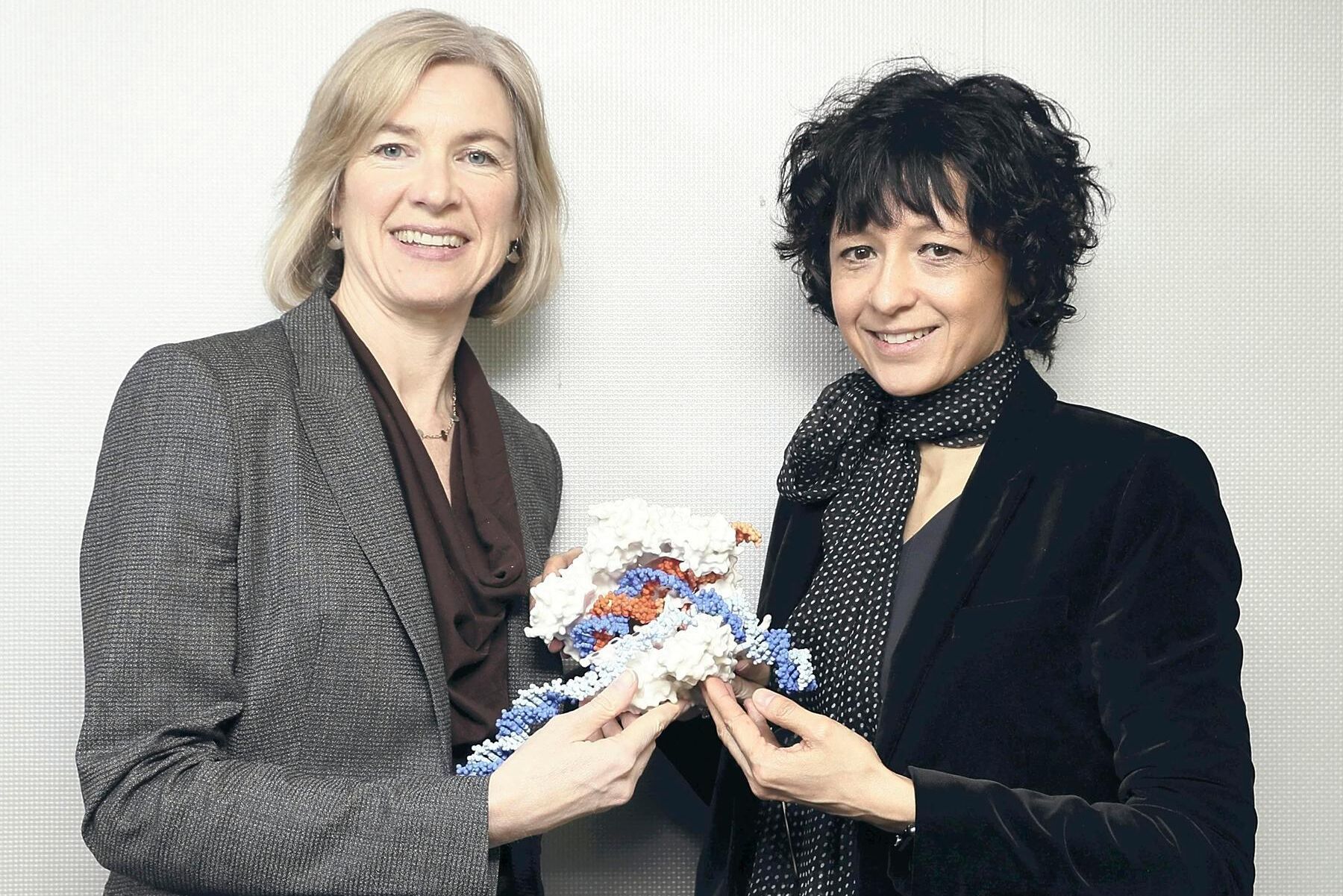 Jennifer Doudna och Emmanuelle Charpentier tilldelades Nobelpriset i kemi 2020, för deras upptäckter om Crispr/Cas9, också känt som gensaxen.