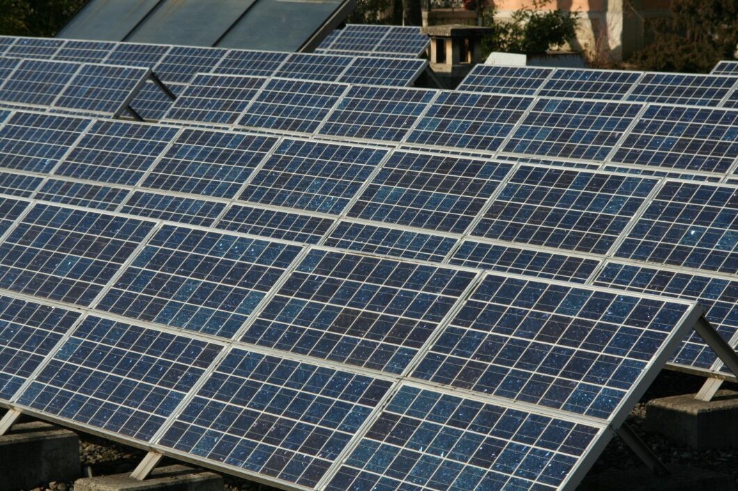 I fjol stod förnybart för 12,1 procent av elproduktionen globalt, vlket är en fördubbling på tio år.