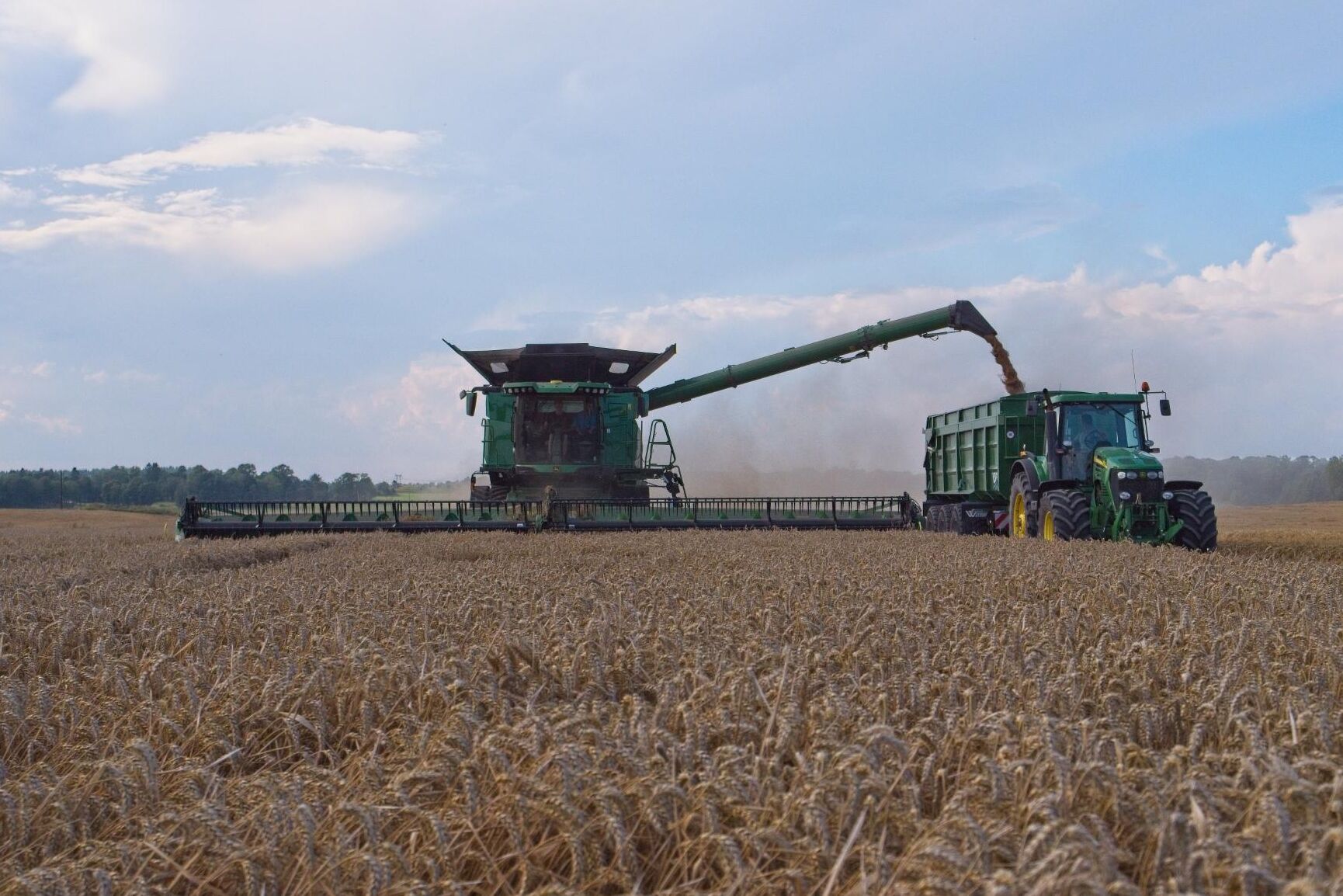 John Deere växlar upp för att underlätta datainsmalingen i fält.