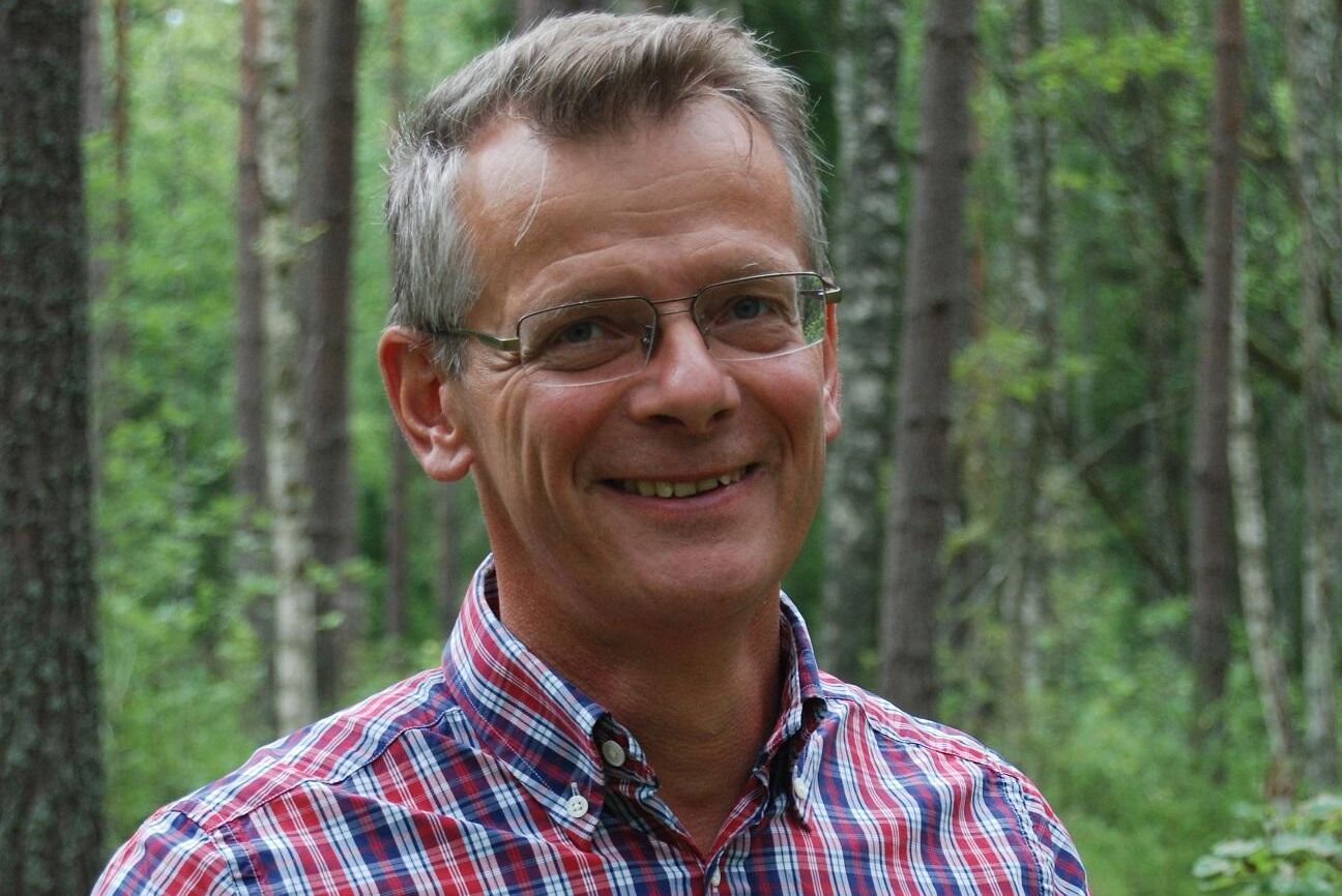 – Bli inte desperat om du missar tre budgivningar. Din gård och tid kommer, menar Johan Freij, expert på lantbruk och skog hos Danske Bank.