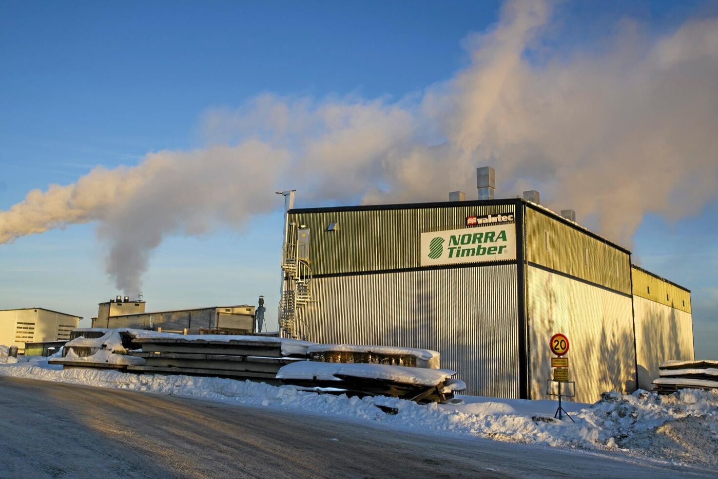 Trots det ser föreningens produktion ut att nå milstolpen 500 000 kubikmeter på helåret, en kraftig ökning jämfört med i fjol.
