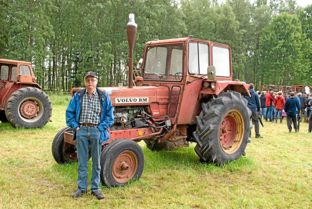 Hem igen. Göran Gunnar fick betala 41 000 kronor plus slagavgift för att få hem sin farbrors traktor till gården.