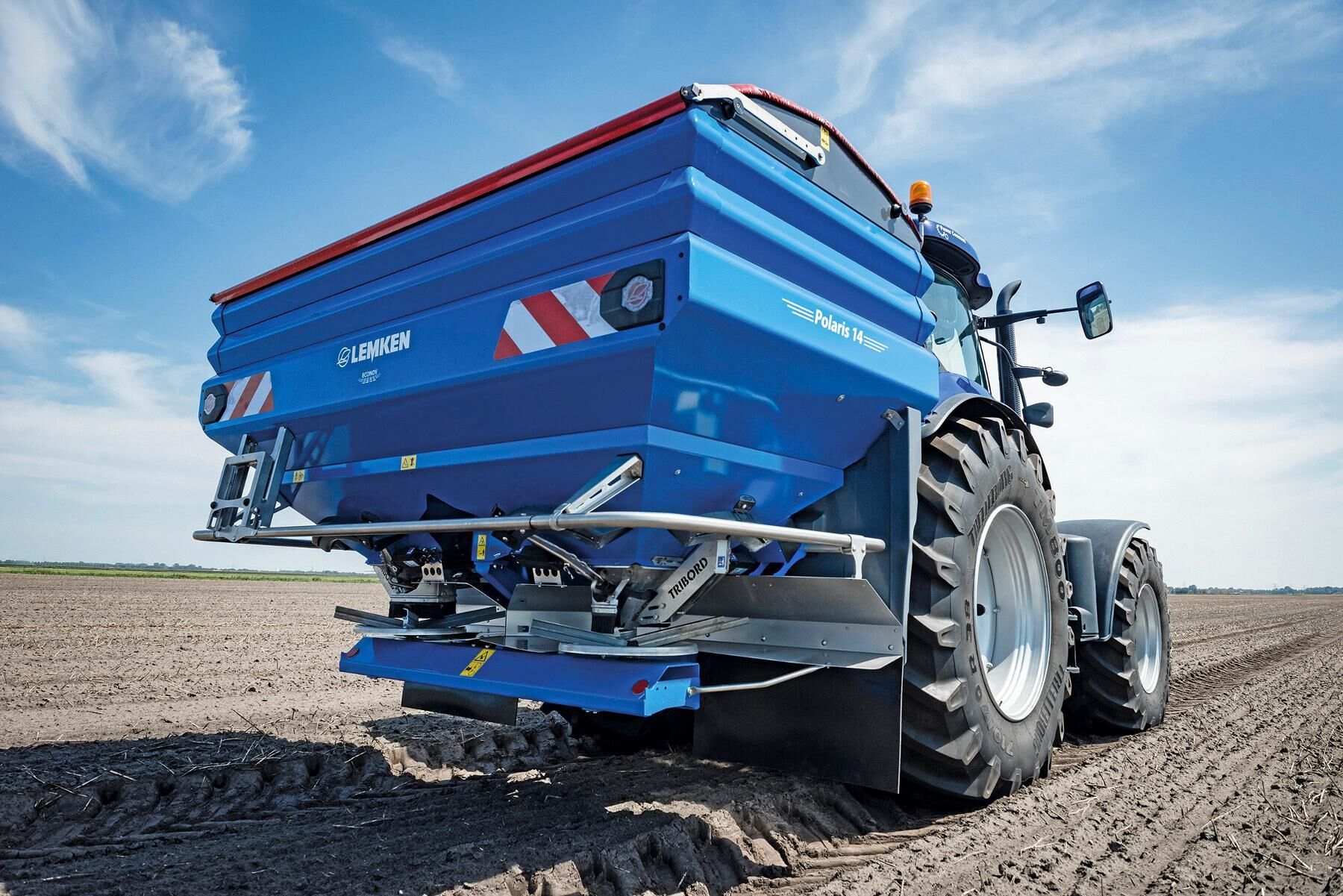 Lemken Polaris är en av gödningsspridarna i serien, som är framtagen tillsammans med Sulky.