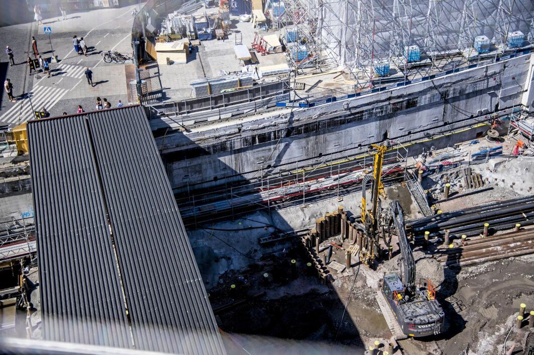 Ombyggnaden av Slussen i Stockholm kommer att leda till en nivåhöjning av Mälaren på cirka 4 centimeter. Den beräknas kunna försena vårbruket sjön med som mest 22 dagar.