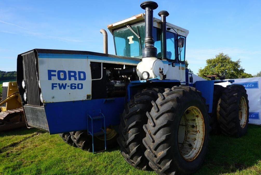 Ford FW60 från 1978. Den har gått knappt 6000 timmar och har en Cummins V8 på 335 hästar.