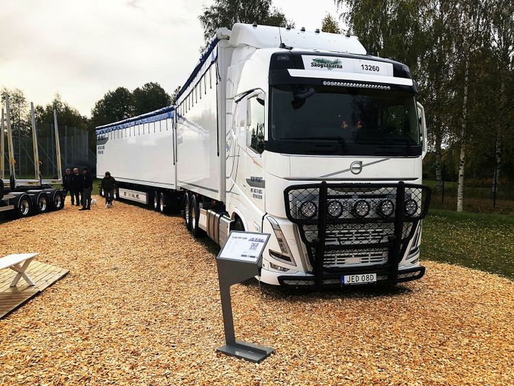 Volvo FH 500 som flisekipage med påbyggnad från MT Eksjö.