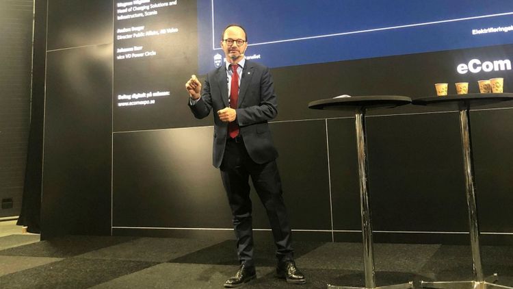 Ministern tror på snabbare handläggning