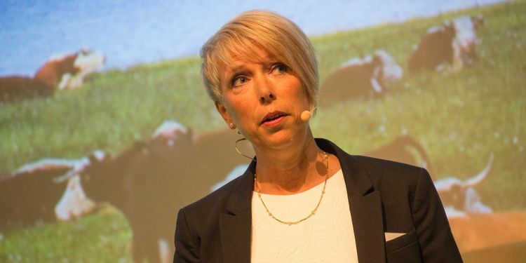 Helena Jonsson siktar på riksdagen